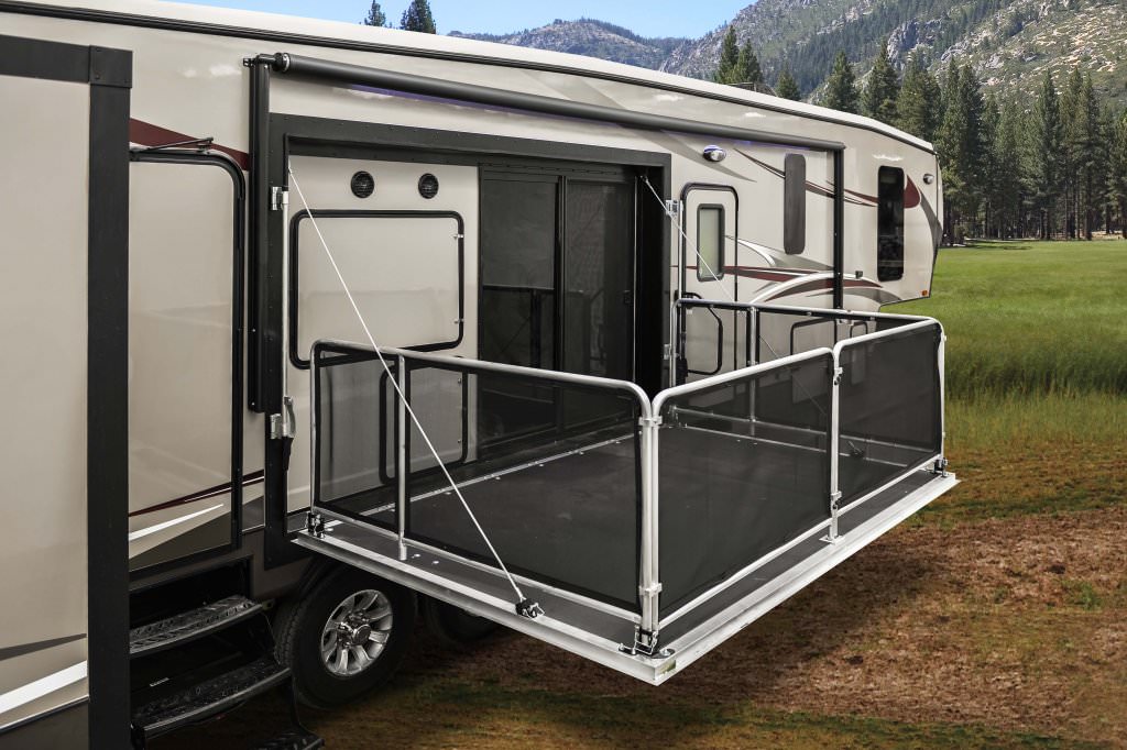 Luxury Fifth Wheel Toy Hauler With Side Patio