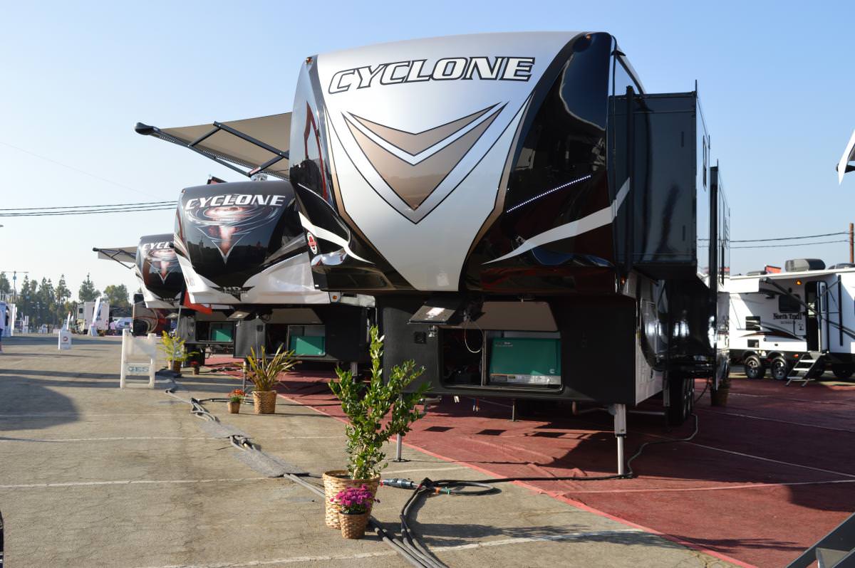 Gallery Pomona Show Turnout Increases RV PRO