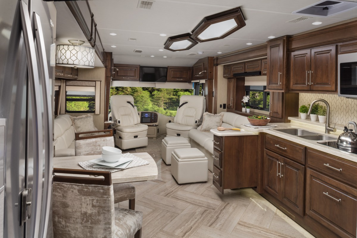 Gallery: Entegra's 2019 Luxury Motorhome Line-up – RV PRO