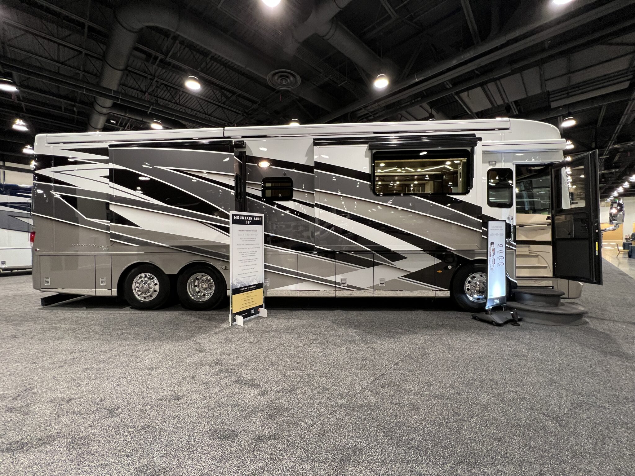 Open House 2024 Newmar's New Models RV PRO