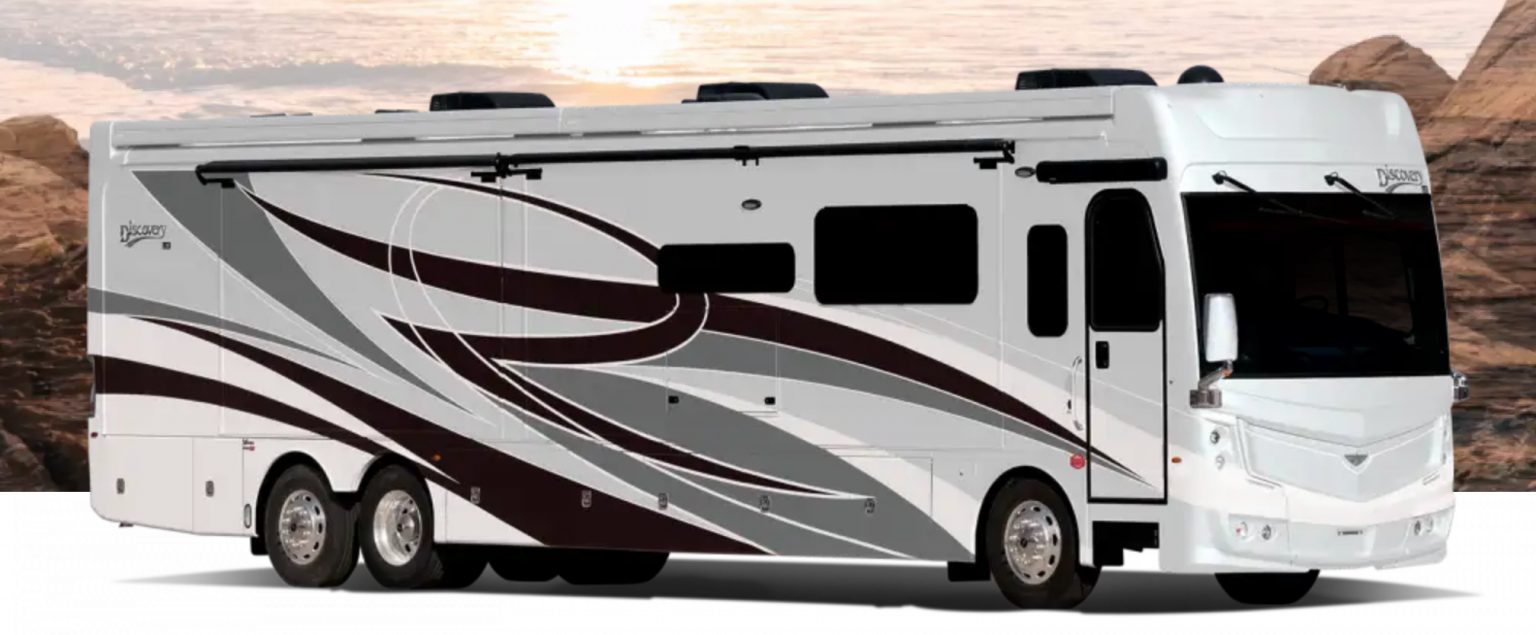 Fleetwood Celebrates Milestone with Discovery Anniversary Edition RV PRO
