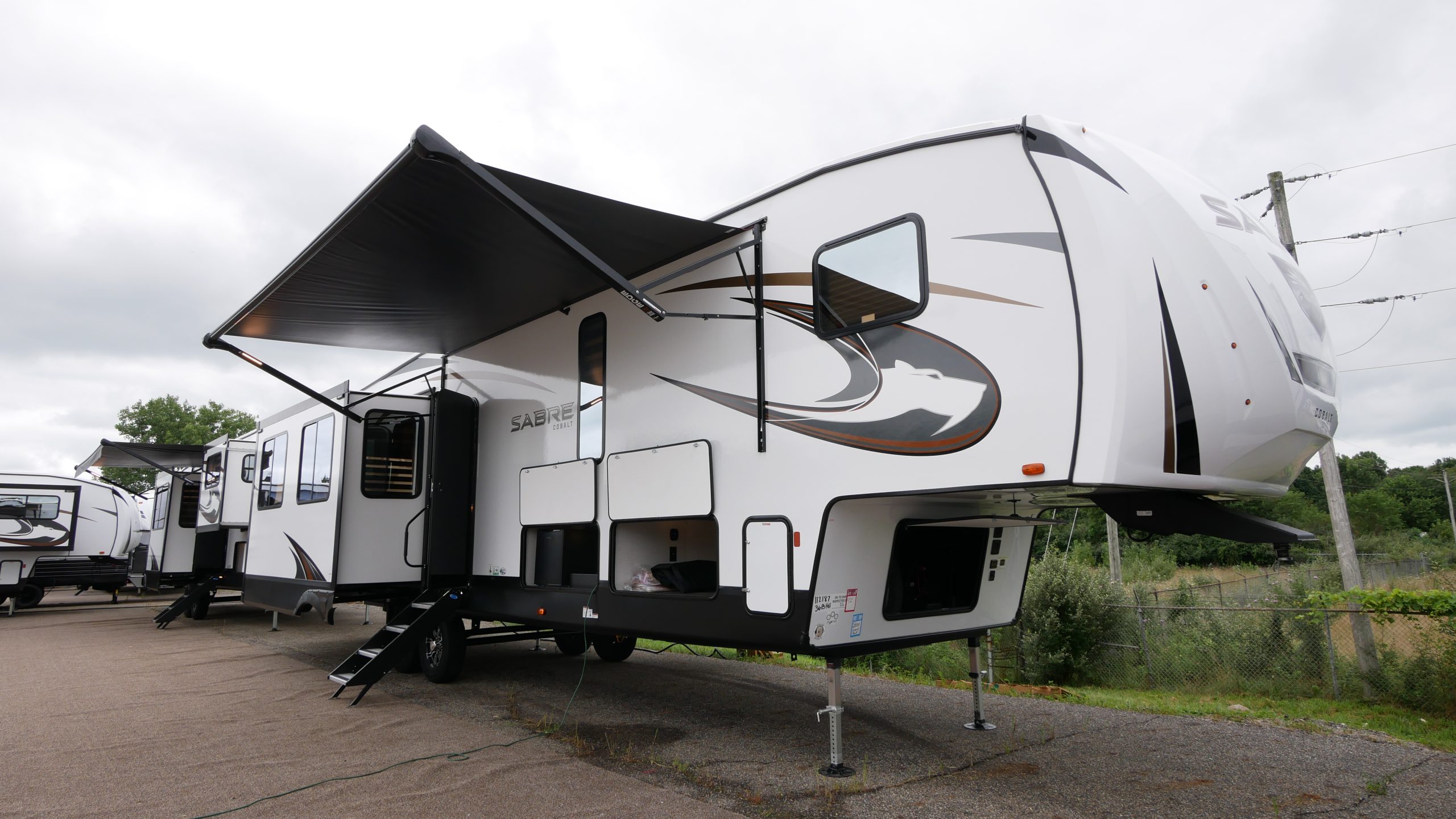 Sabre's Flexible Fifth Wheels - RV PRO