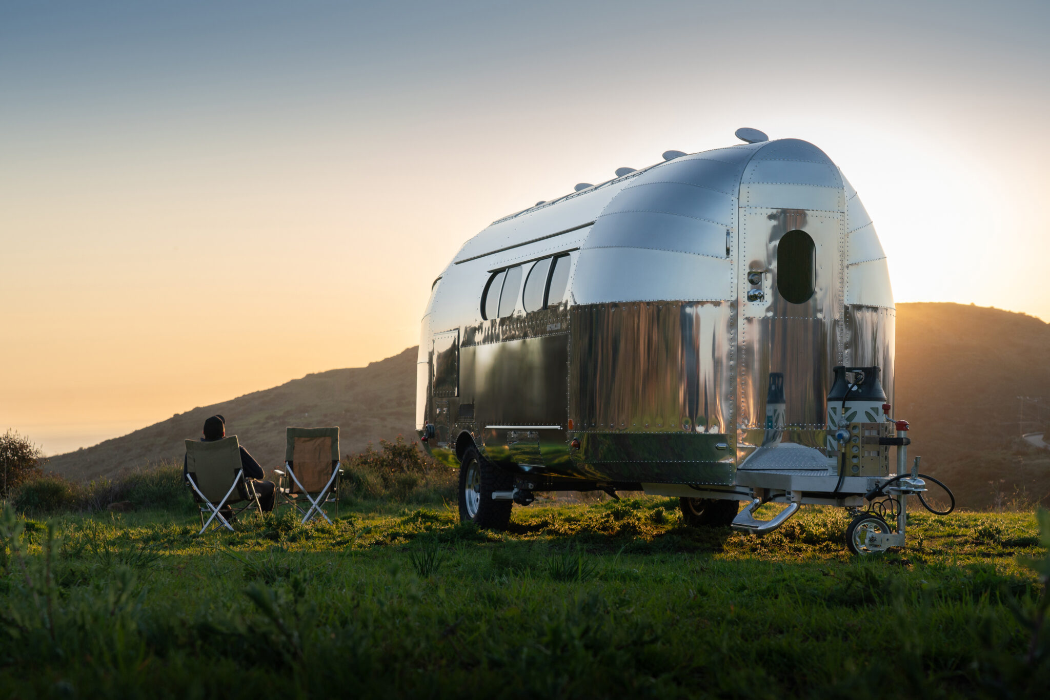 Bowlus Unveils the All-New 2025 Rivet Travel Trailer - RV PRO