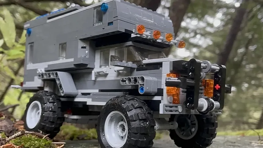 Earthroamer RV LEGO concept