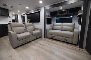Model Year 2026 Preview: Palomino, Rockwood, Sandpiper/Sierra, Forest River Park Models 5 2026 FR Rockwood Ultra Lite Travel Trailers 2908SRL 07