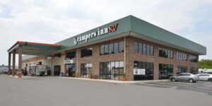 campers inn store front