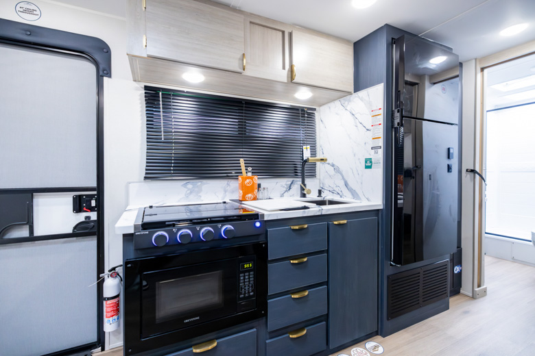 2026 EW Acclaim 2350BH Int 2