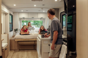 LS Bed Galley Thrive22MBH 26 web