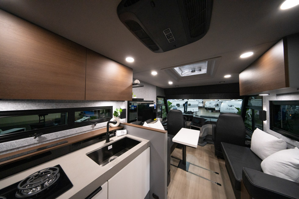 Jayco Charges Ahead With New Class A Strategy 3 2025 JCHC SUNDAY 7