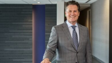 robert mathis brown brown