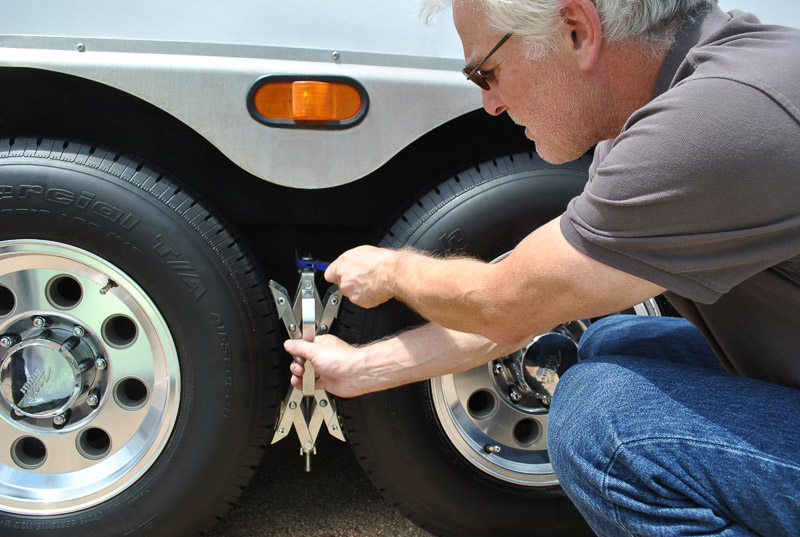 Ultra Fab tire locking Chocks – Set up