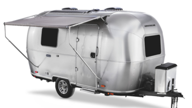 Airstream World Traveler 17RB Awning