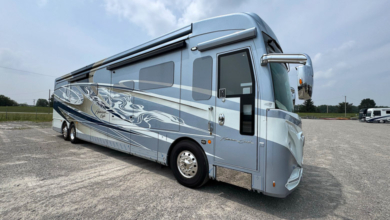 American Coach Eagle