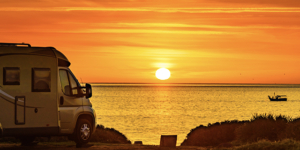 AdobeStock 421511199 camper beach