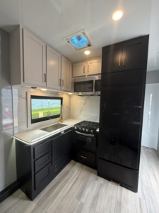 IROK FS 3218 kitchen