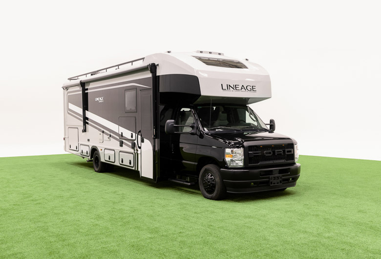Model Year 2027: Grand Design 3 Grand Design Lineage E Series 30DC