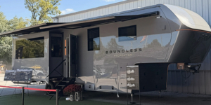 Boundless recreation fifth wheel
